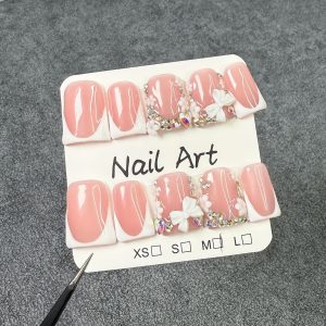 Duck-shaped Sweet Bow French Ice-through Nails - Image 2