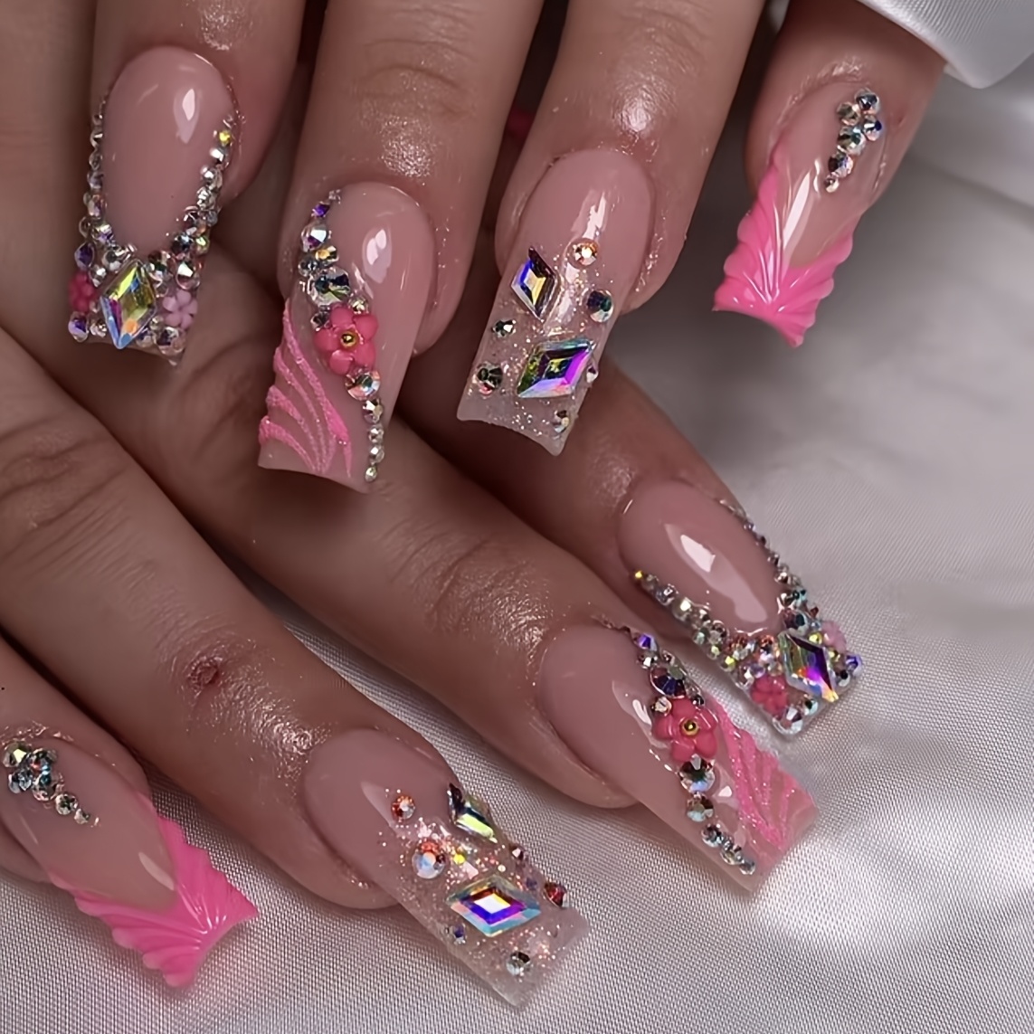 French Sparkling Flower Nail Art - Image 3