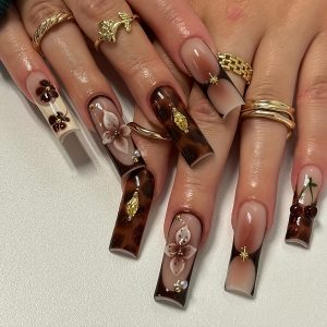 Droplet-Shaped Nails Vibrant Floral Series Luxurious - Image 4