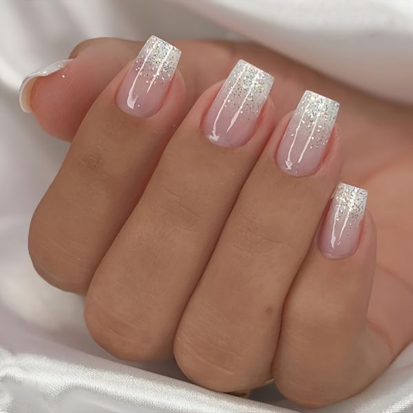 Medium-Length Golden And Silvery Glitter Gradients - Image 5