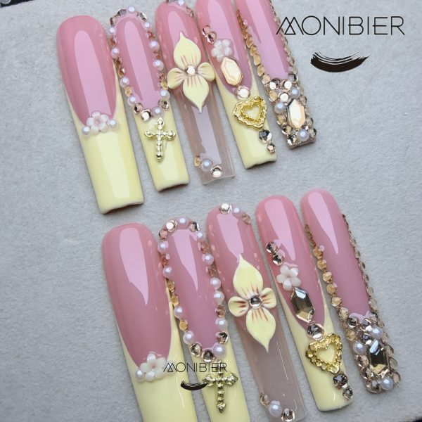 Yellow 3D Nail Luxury Carved Patterns, Sticky Diamonds, Sparkling - Image 8