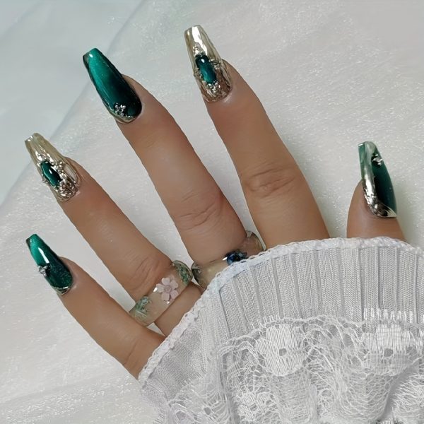 Handmade Emerald Green Press-On Nails with Rhinestone Accents - Image 5